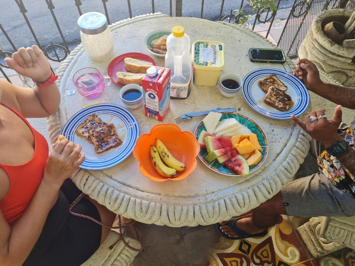 Casa Del Agua Bed & Breakfast Granada Ngoại thất bức ảnh