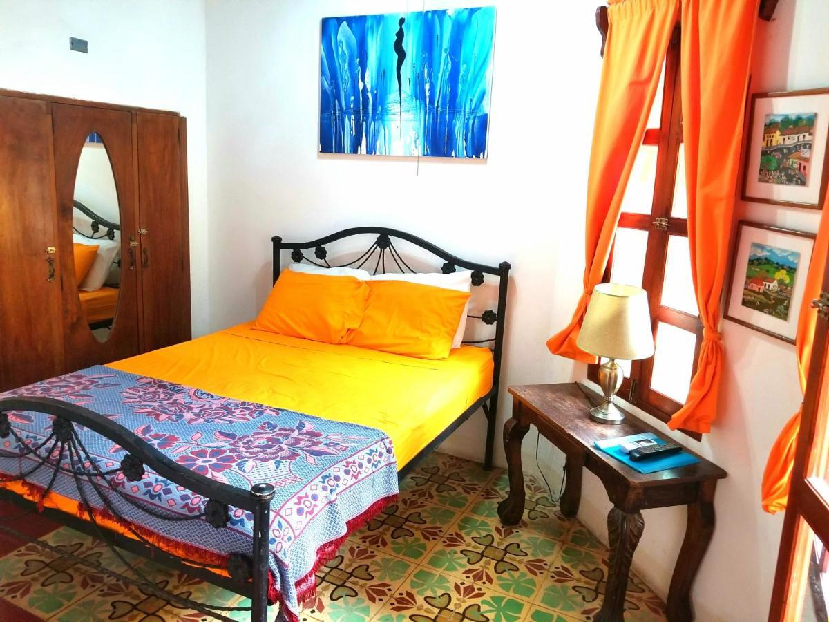 Casa Del Agua Bed & Breakfast Granada Phòng bức ảnh