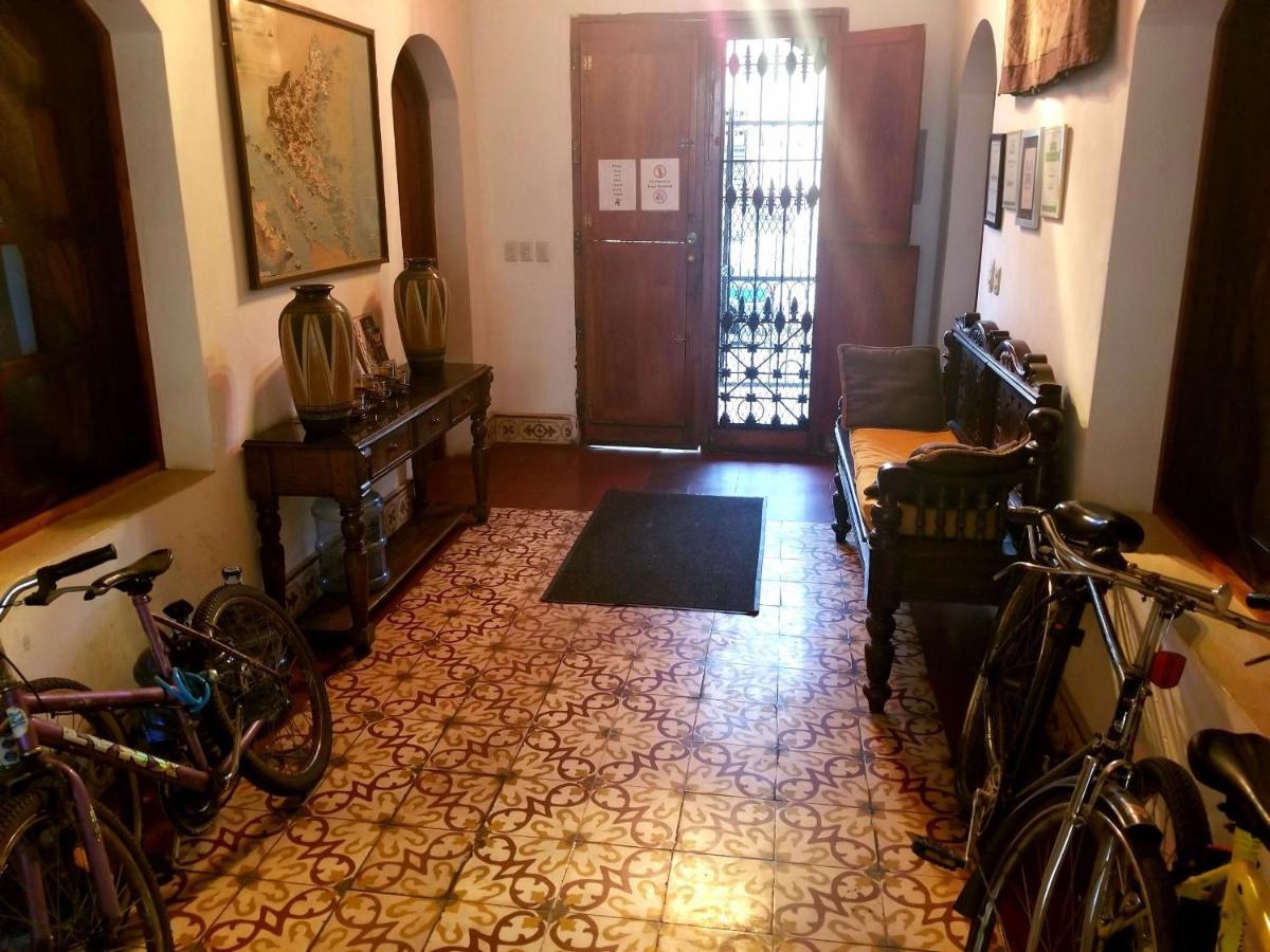 Casa Del Agua Bed & Breakfast Granada Ngoại thất bức ảnh